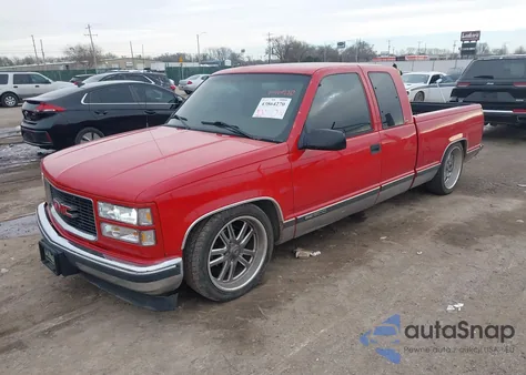 1997 GMC Sierra 1500 Sl Wideside z USA, uszkodzony, nr VIN 2GTEC19R4V1544890